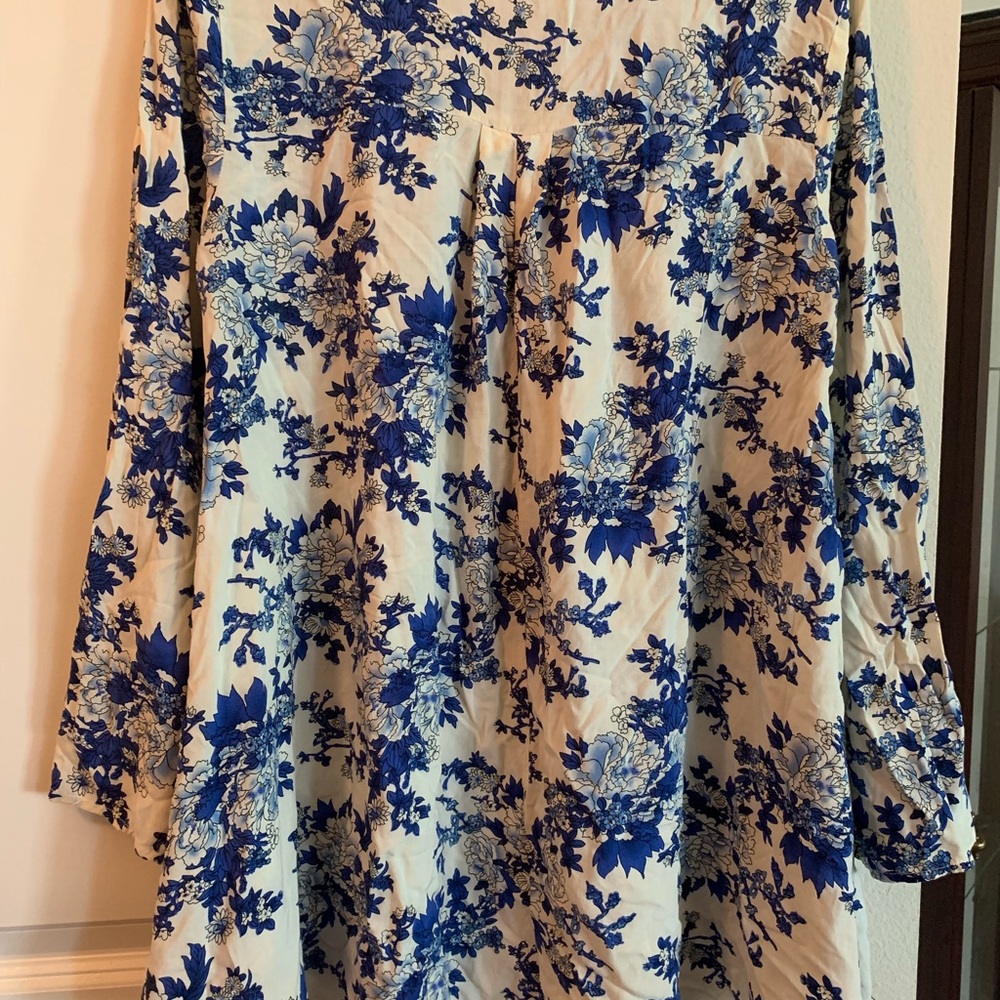Tunic - Picture 3 of 3